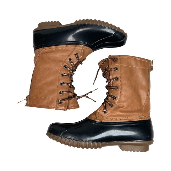 Madden Girl Flurryy Duck Style Boots Natural Tan & Black Lace & Zip Up Size 9.5 - Picture 2 of 9